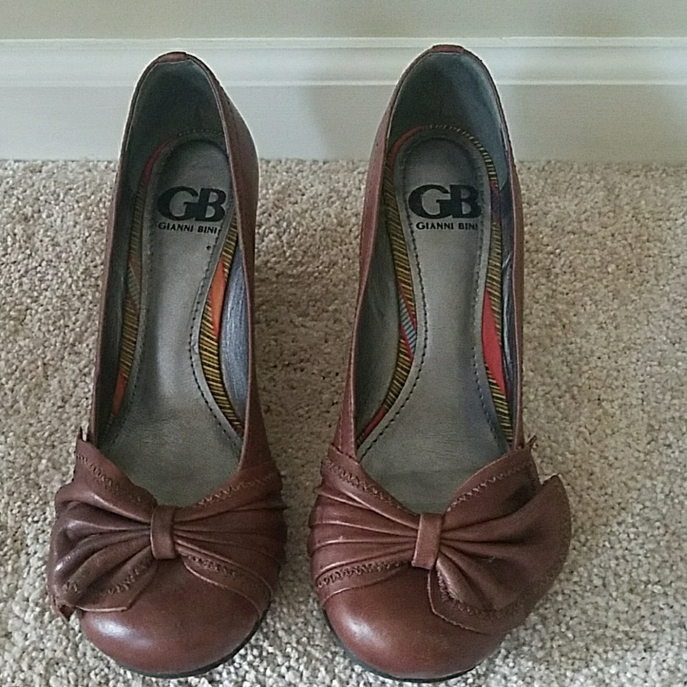 Gianni Bini wedges